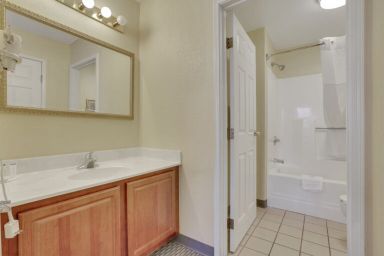 46 web or mls 0V3A8342 768x512