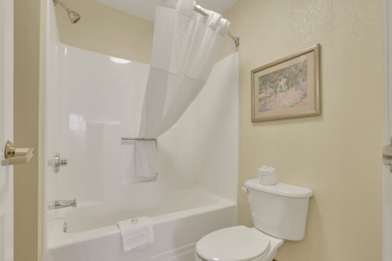 47 web or mls 0V3A8347 768x512