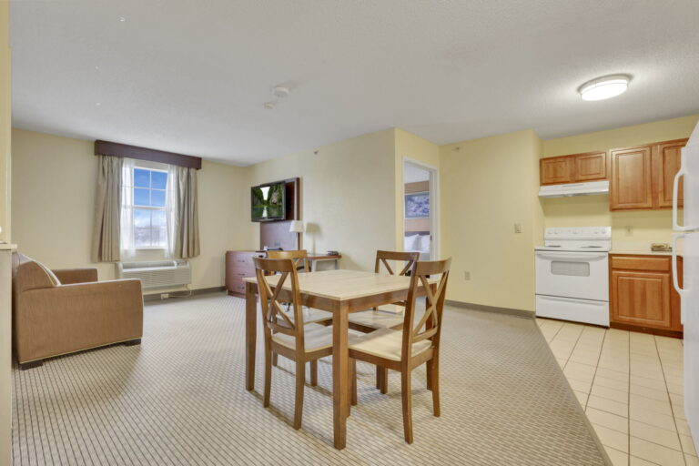 48 web or mls 0V3A8352 768x512