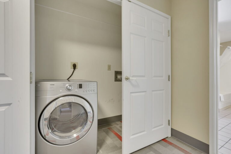 60 web or mls 0V3A8412 768x512